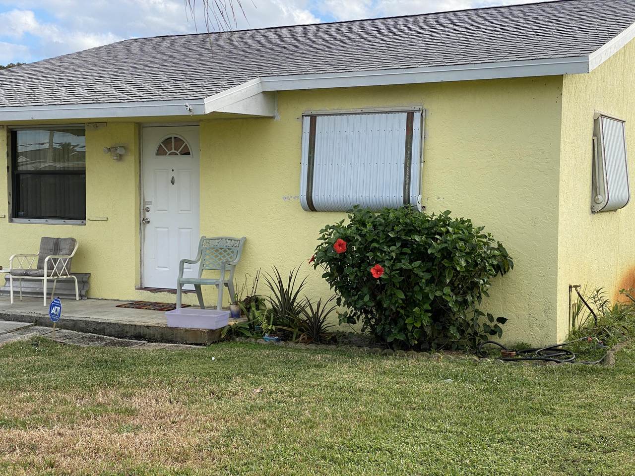 1046 Florence Road - Photo 1