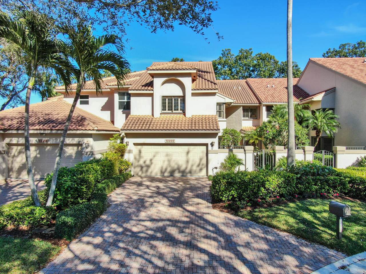 13900 Parc Drive - Photo 1