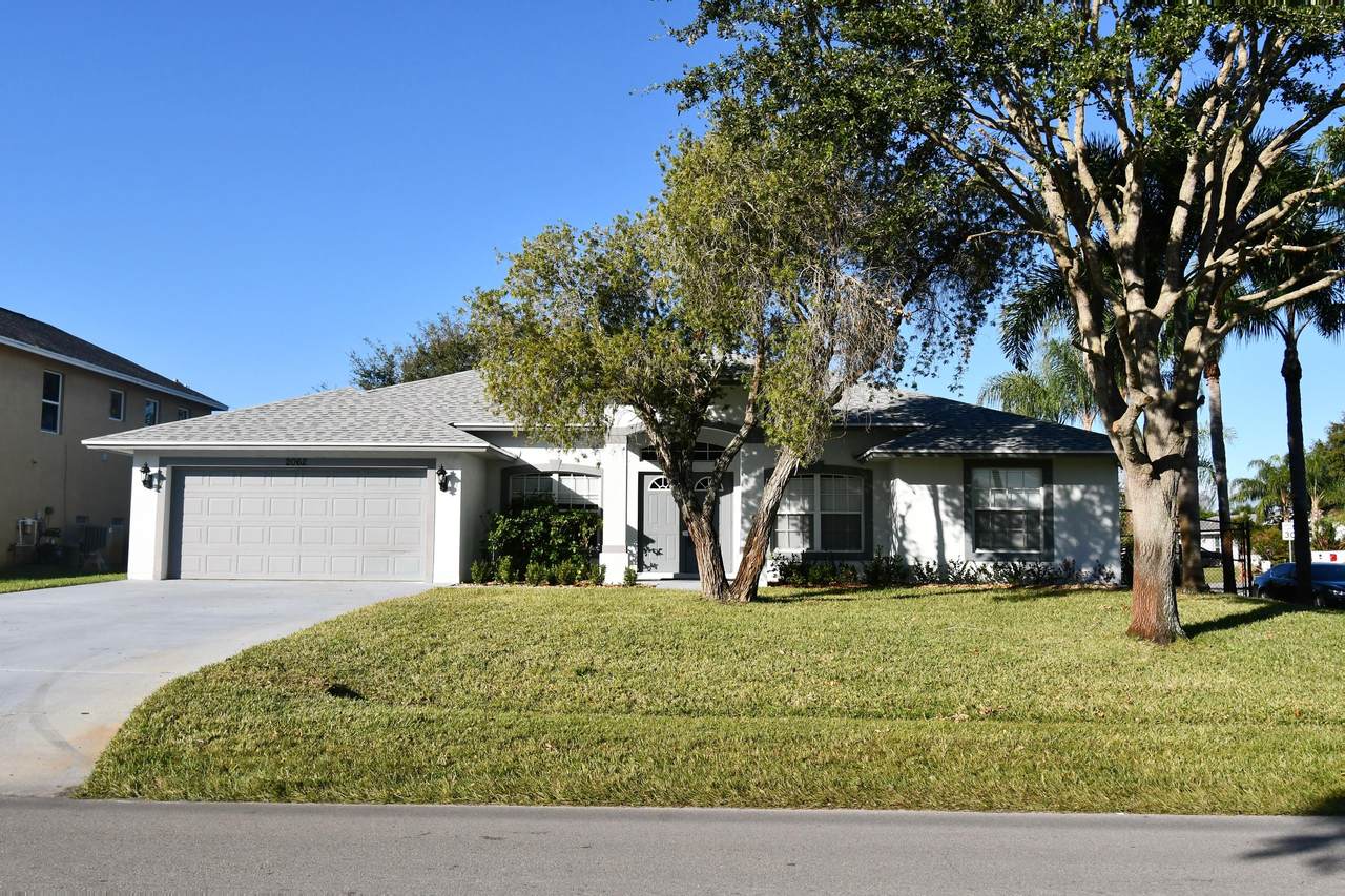 2062 Sunglow Street - Photo 1