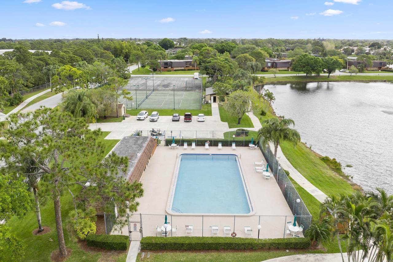 5643 Windsong Lane - Photo 1