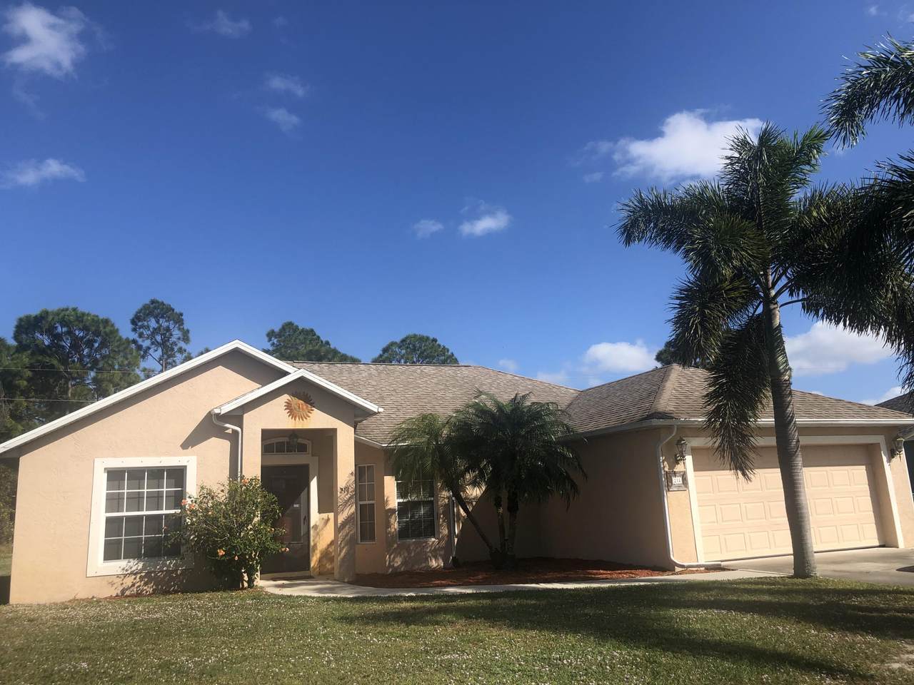 214 Milburn Circle - Photo 1