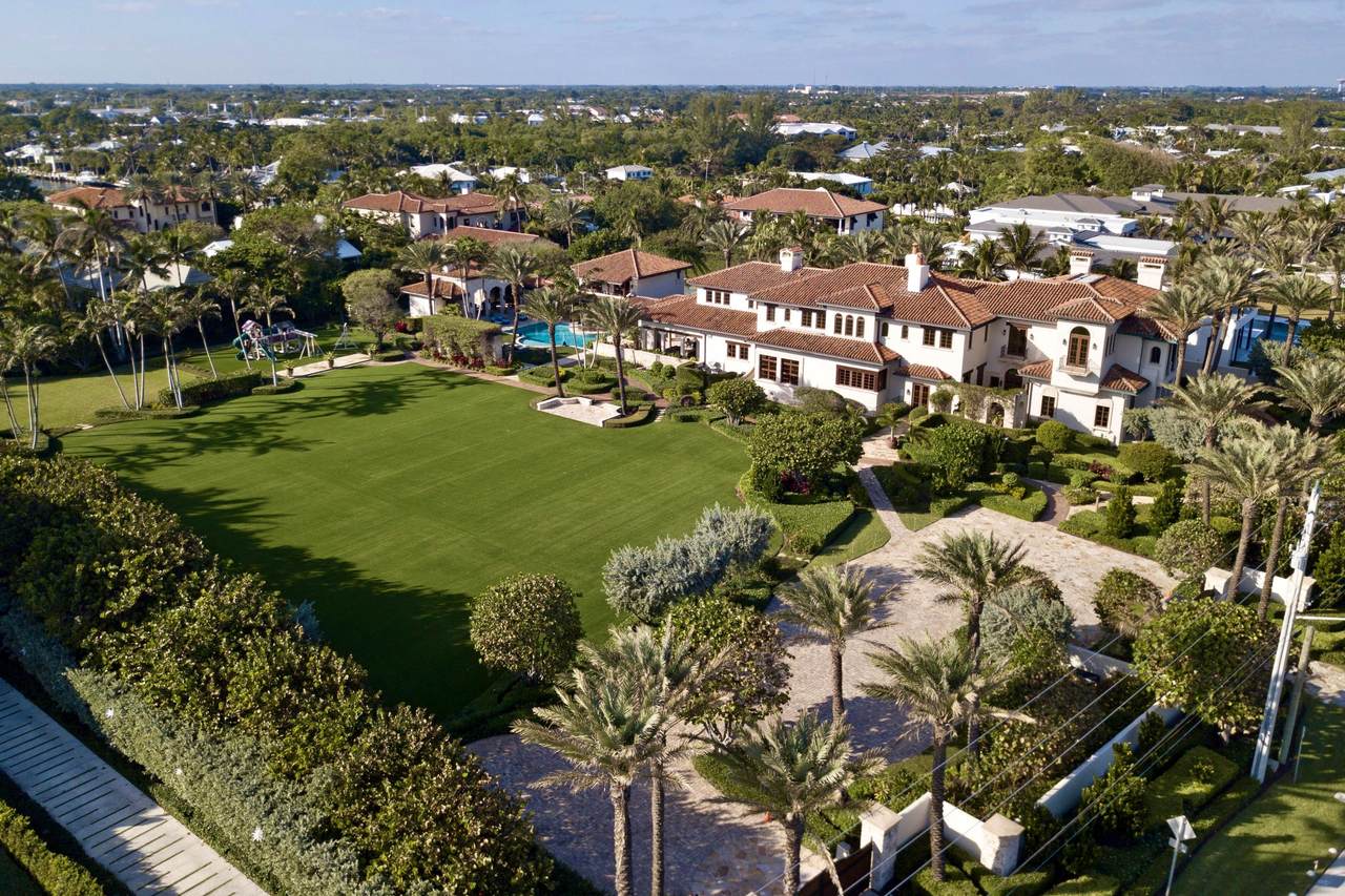 418 Ocean Boulevard - Photo 1