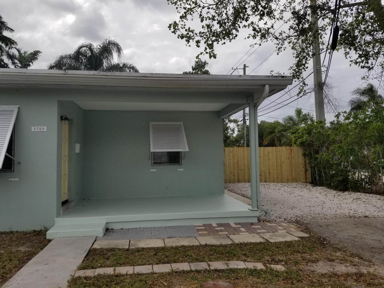 1721 15th Avenue - Photo 1