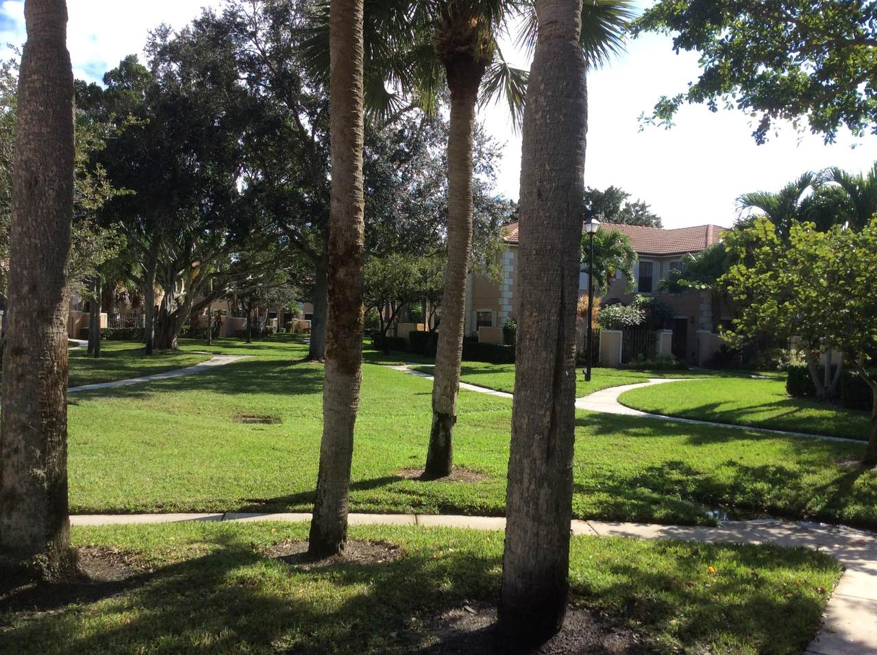392 Prestwick Circle - Photo 1