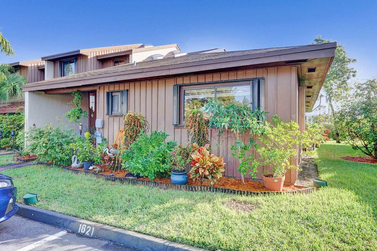 1631 14th Terrace - Photo 1