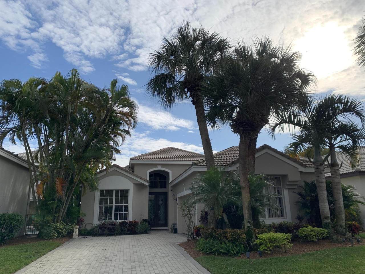 3342 53rd Circle - Photo 1