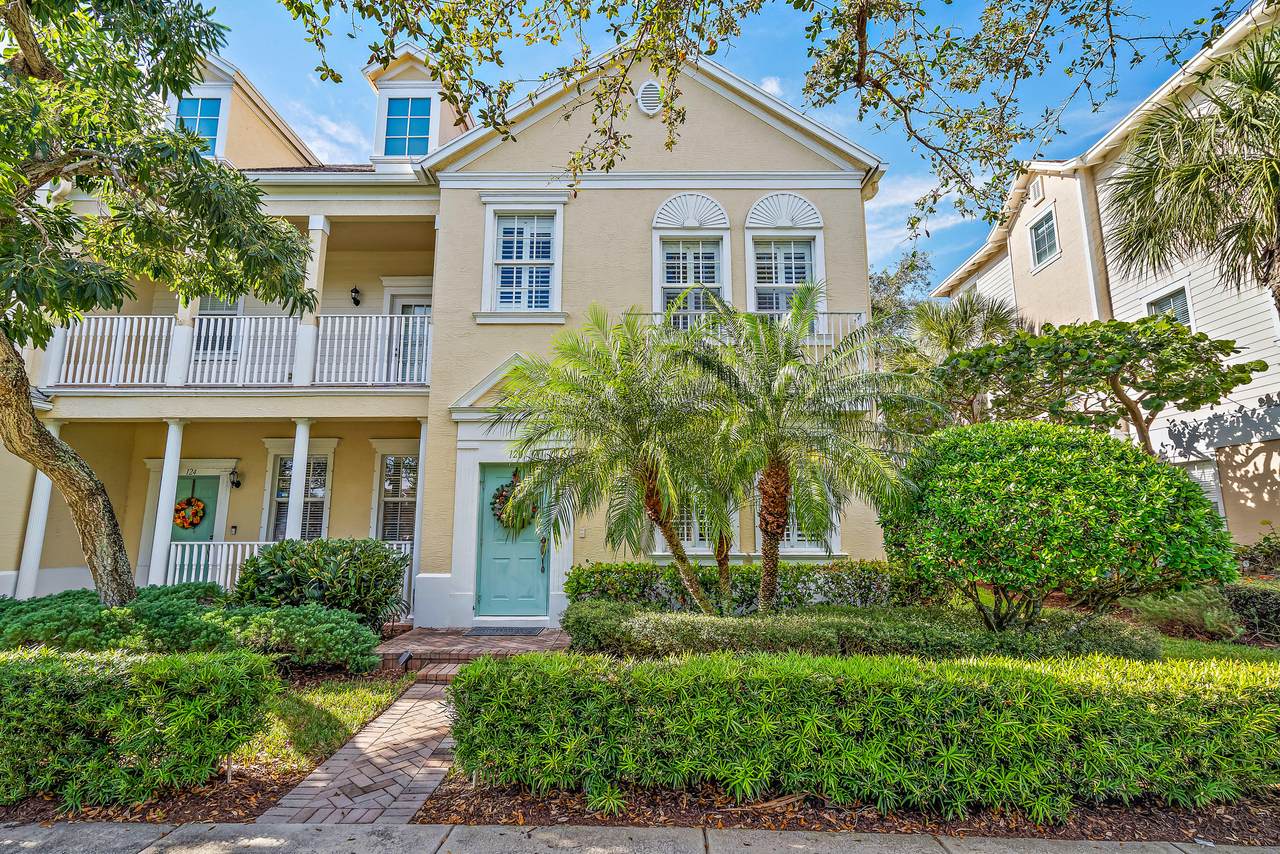 120 Thatch Palm Circle - Photo 1