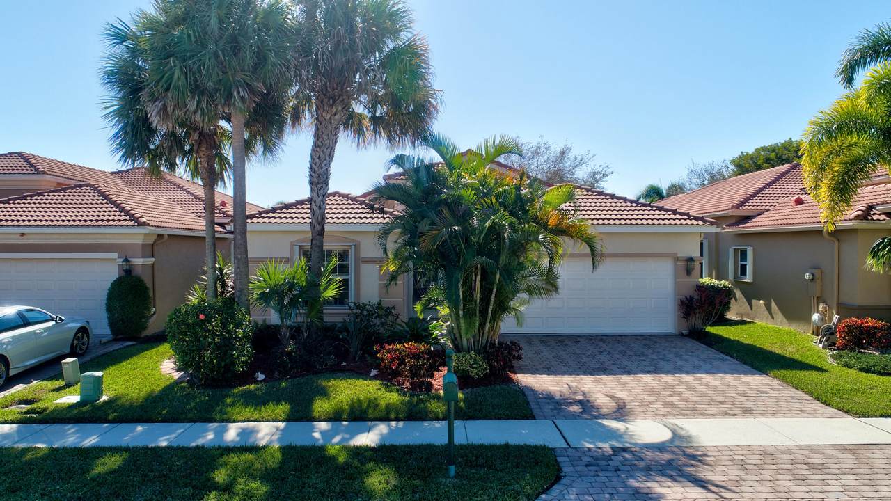 8164 Alberti Drive - Photo 1