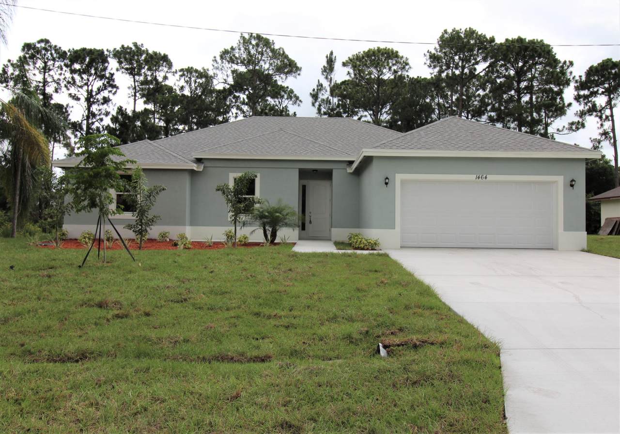 1450 Crest Avenue - Photo 1