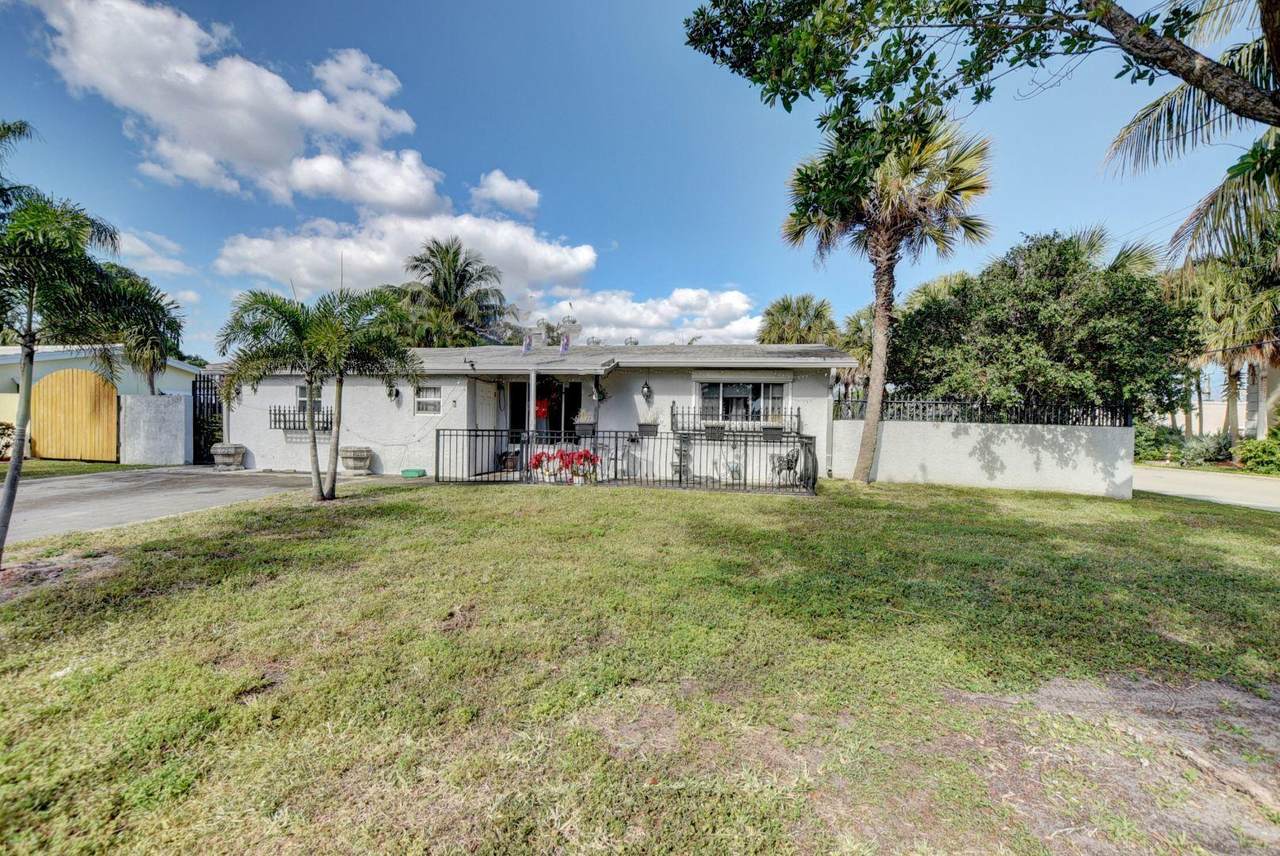 101 9th Street - Photo 1