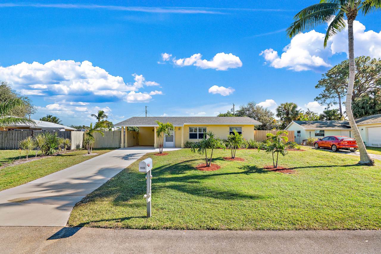 9506 Dawnridge Street - Photo 1