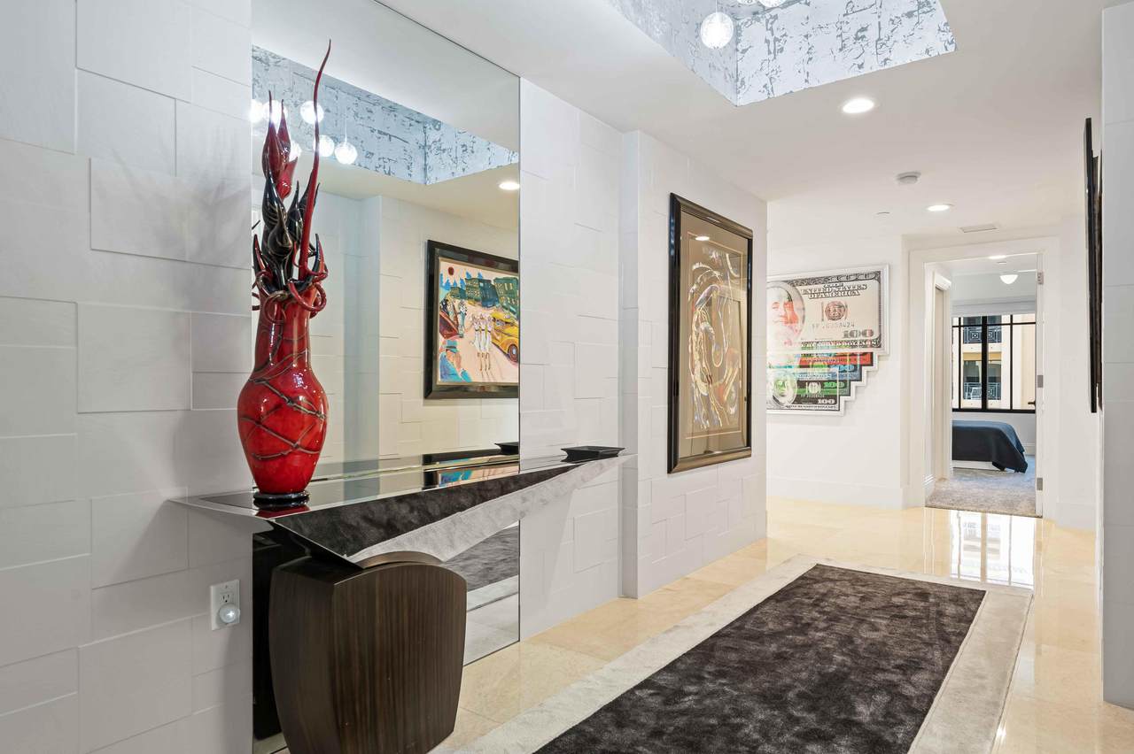 200 Palmetto Park Road - Photo 1