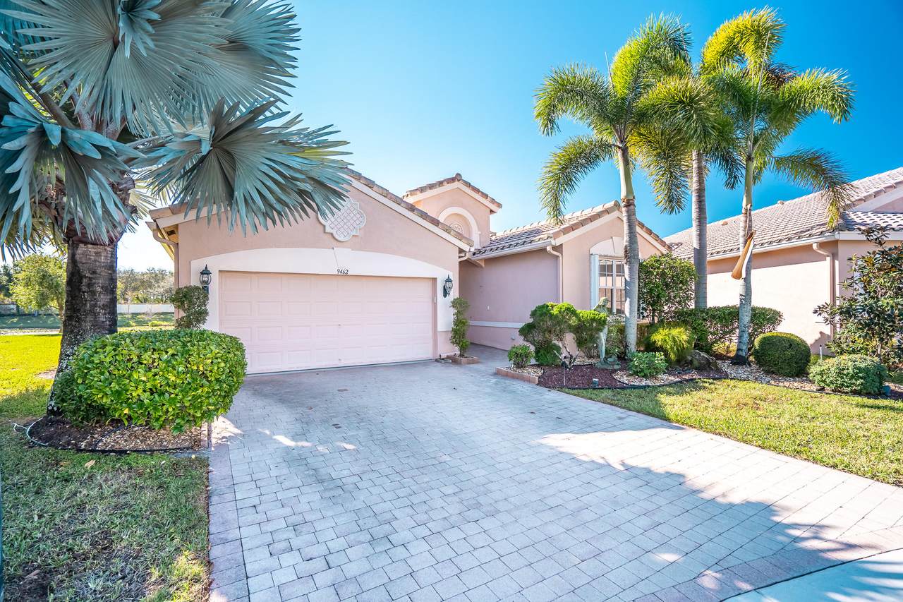 9462 Vercelli Street - Photo 1