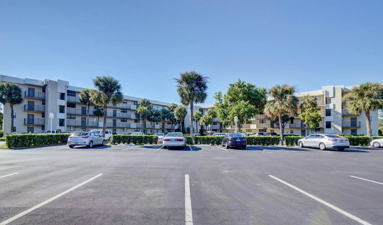2440 Deer Creek Country Club Boulevard - Photo 1