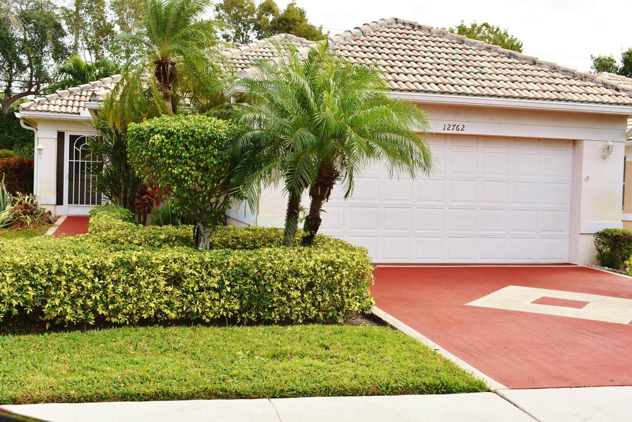 12762 Hampton Lakes Circle - Photo 1