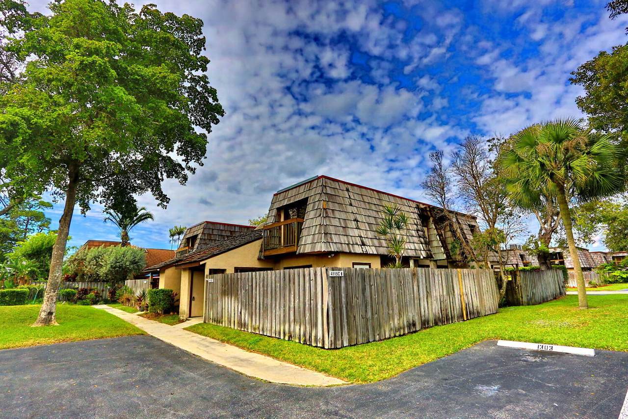 4115 Palm Bay Circle - Photo 1