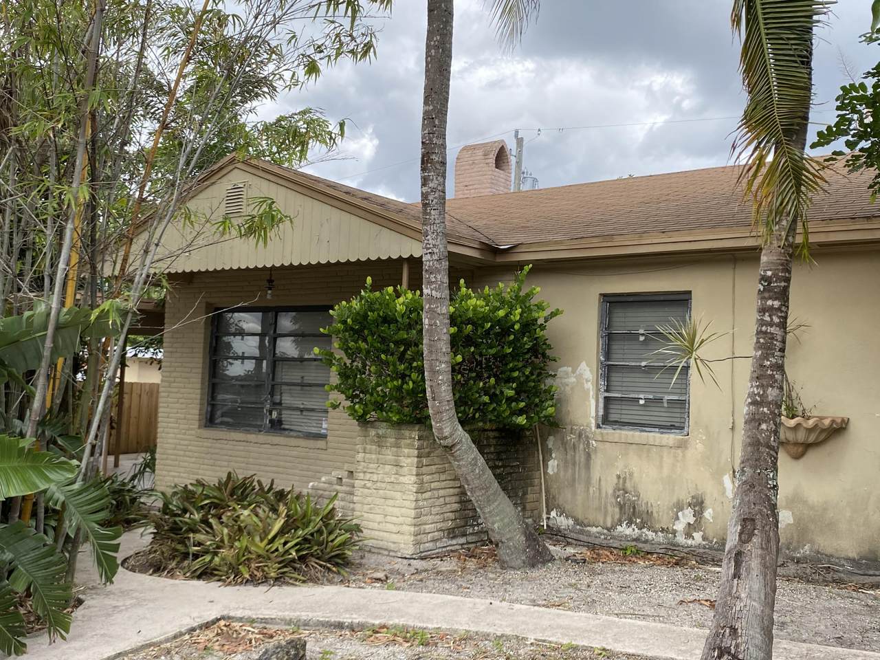 1875 Ridge Road - Photo 1