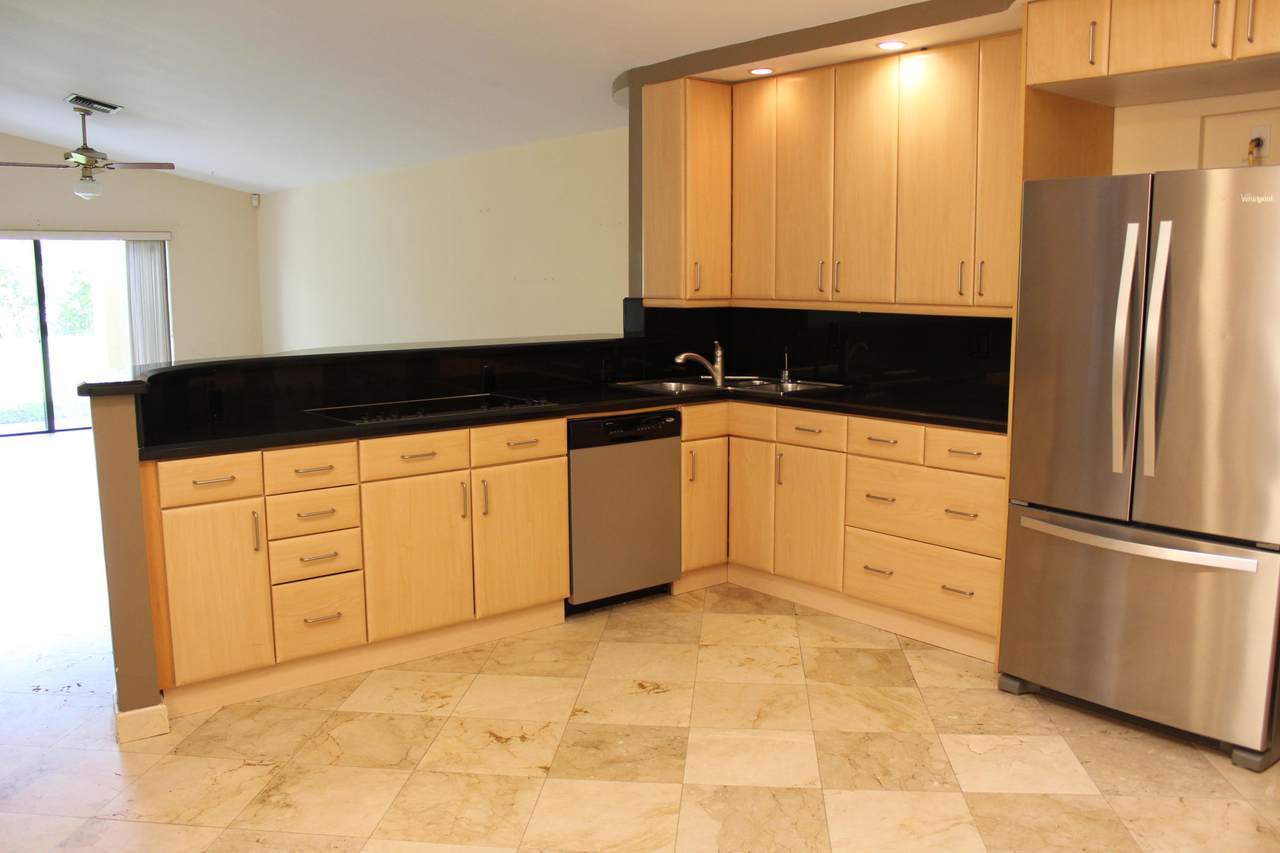 22580 Vistawood Way - Photo 1