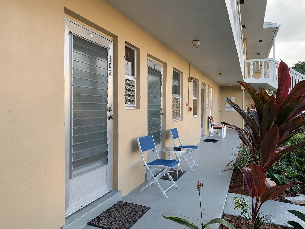 2101 1st Court - Photo 1