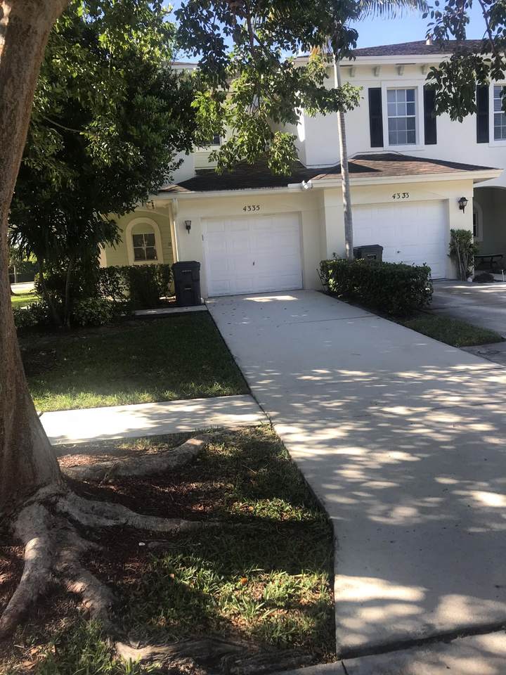 4335 Emerald Vista - Photo 1