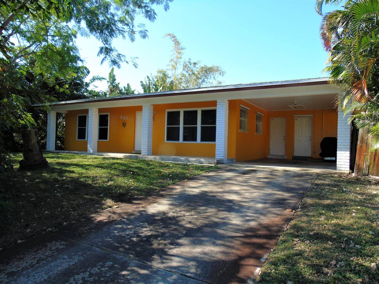 221 4th Street - Photo 1
