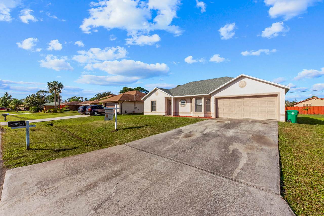 2834 Ortega Street - Photo 1