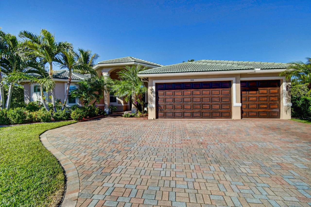 11819 Osprey Point Circle - Photo 1