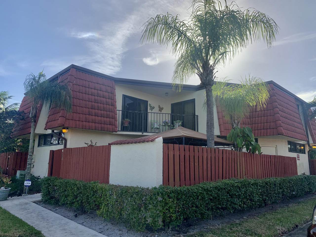 3814 Victoria Drive - Photo 1