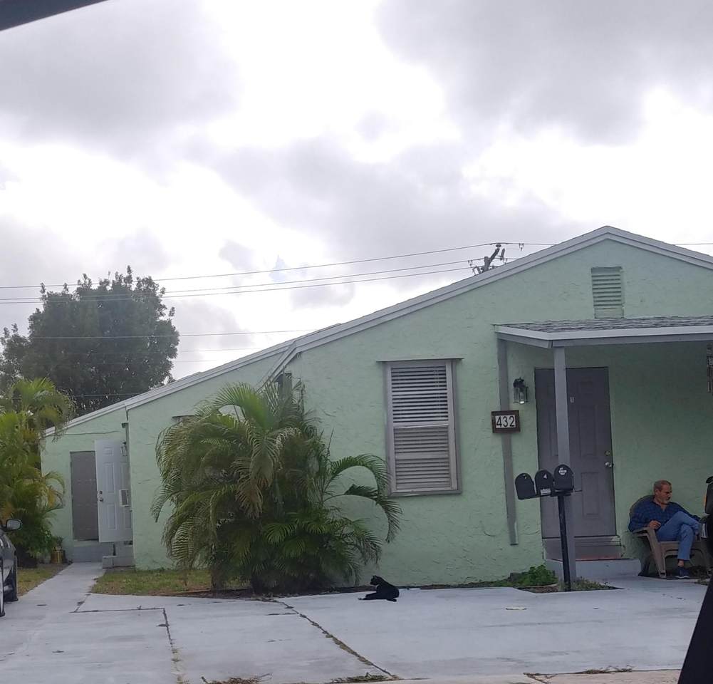 432 Lytle Street - Photo 1