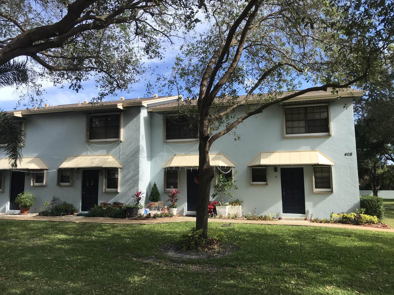 408 Cypress Drive - Photo 1