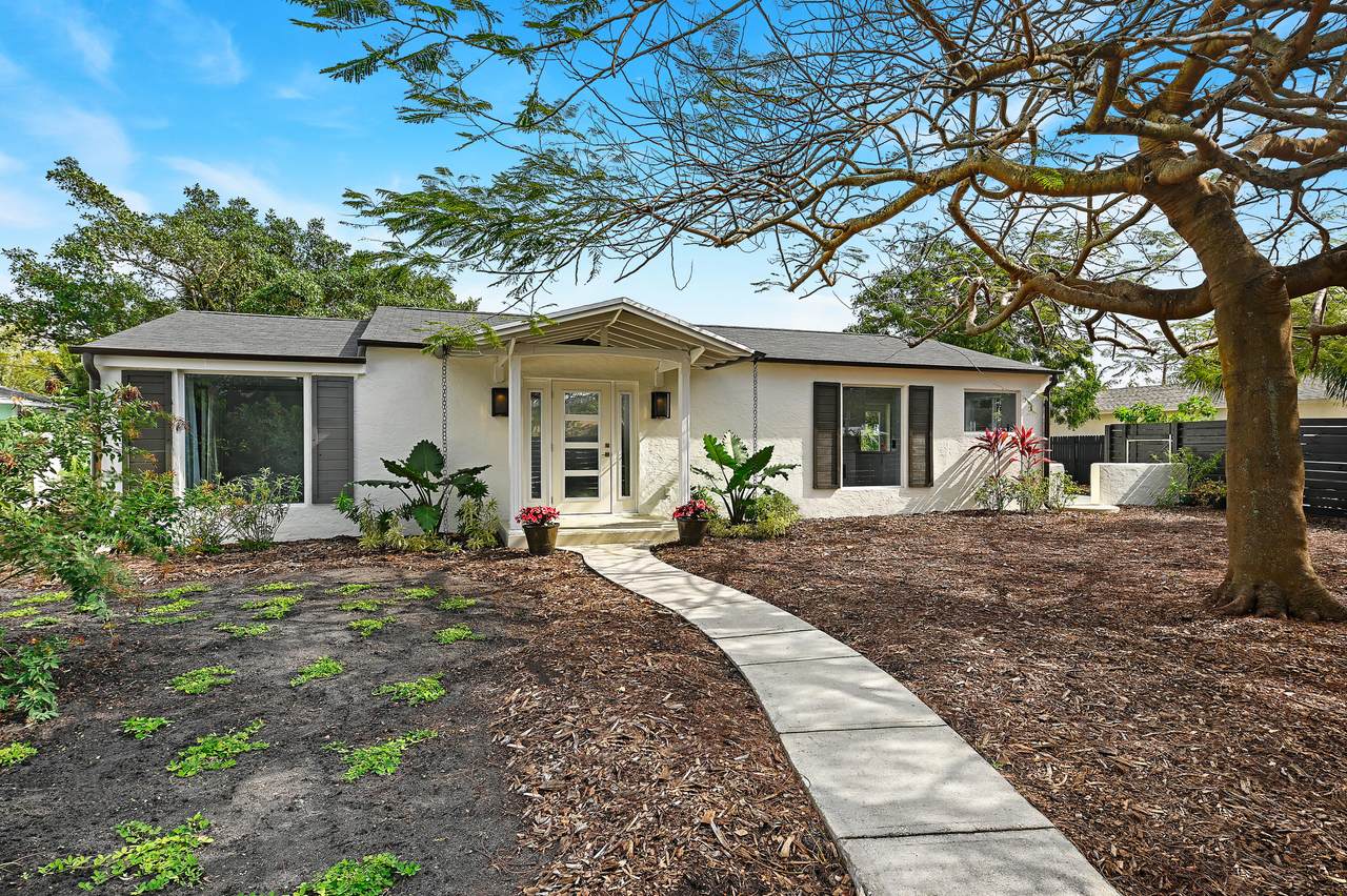 605 3rd Avenue - Photo 1