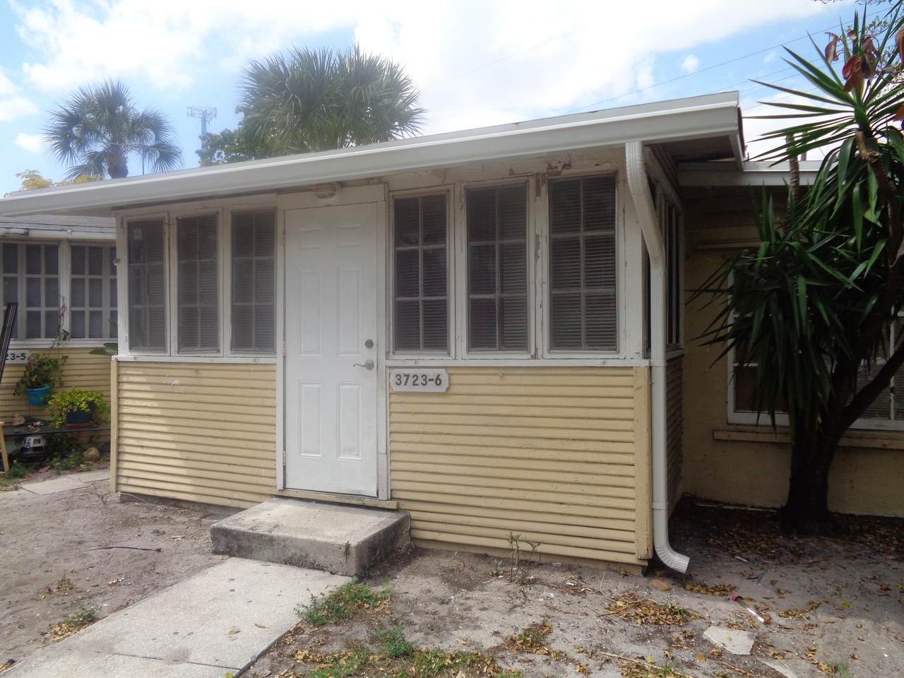 3723 Morton Avenue - Photo 1