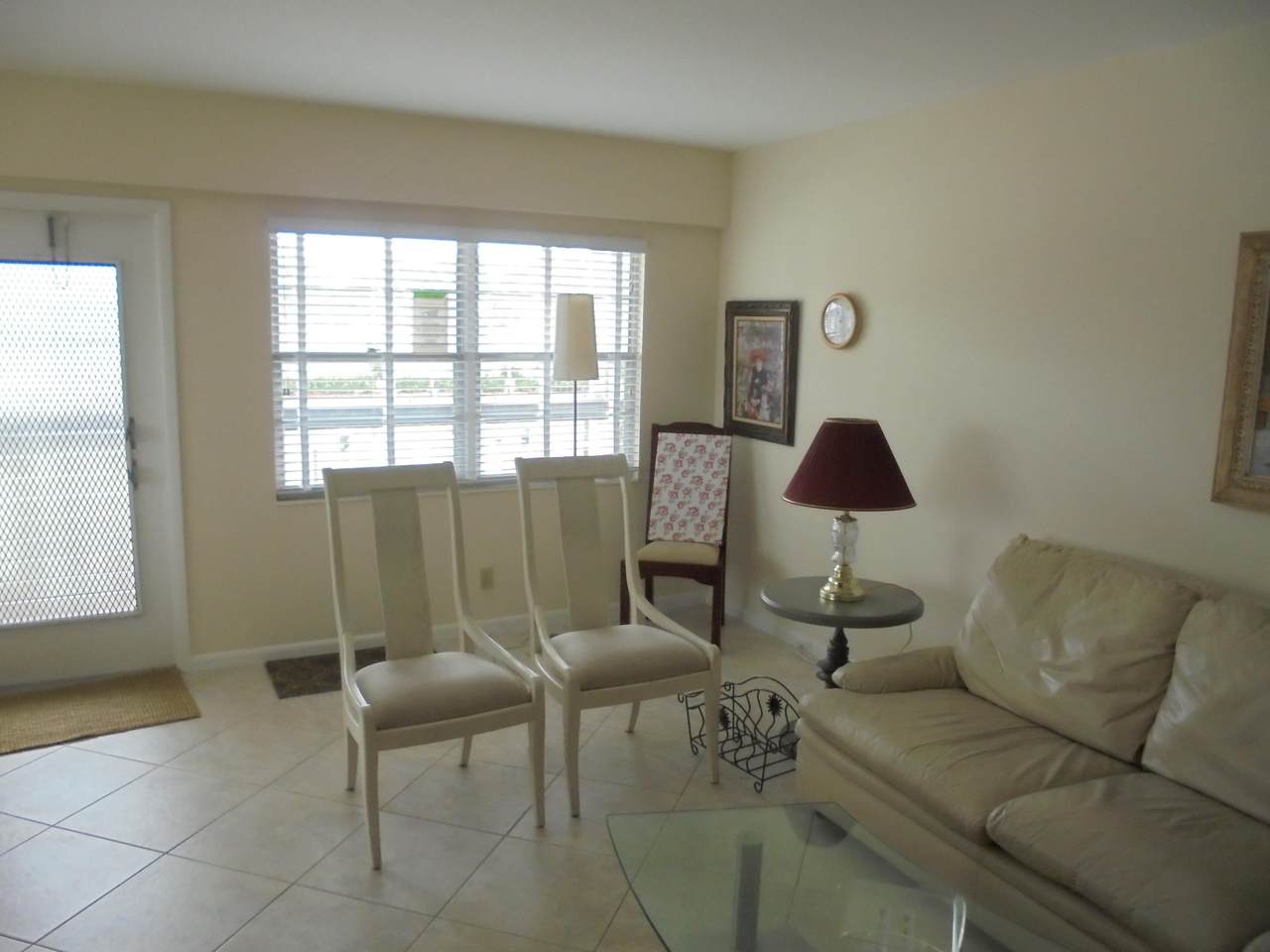 290 Suffolk G - Photo 1