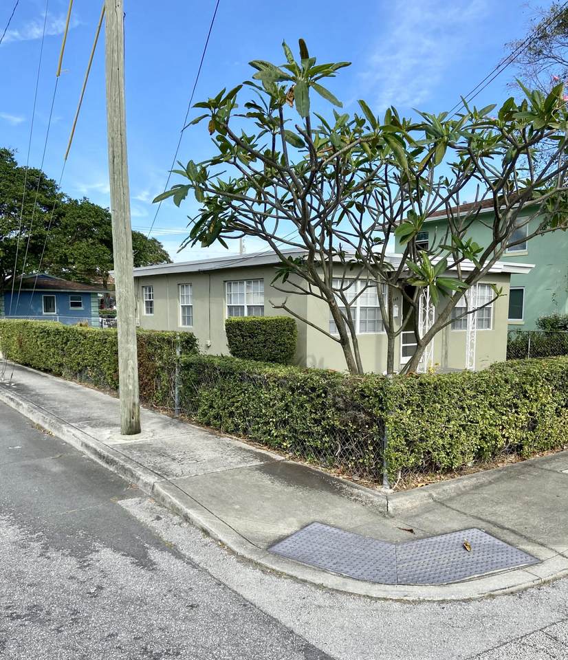 549 21st Street - Photo 1