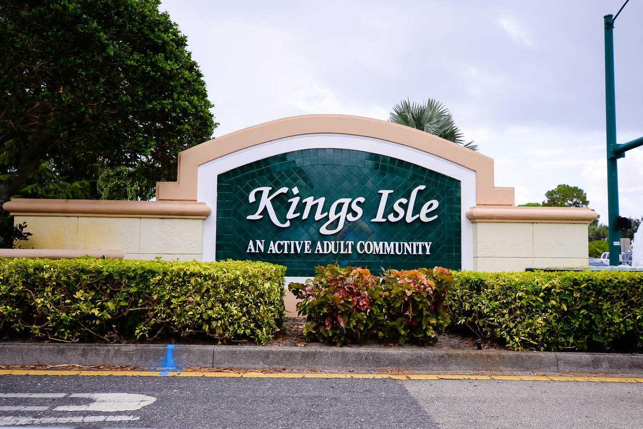 575 San Remo Circle - Photo 1