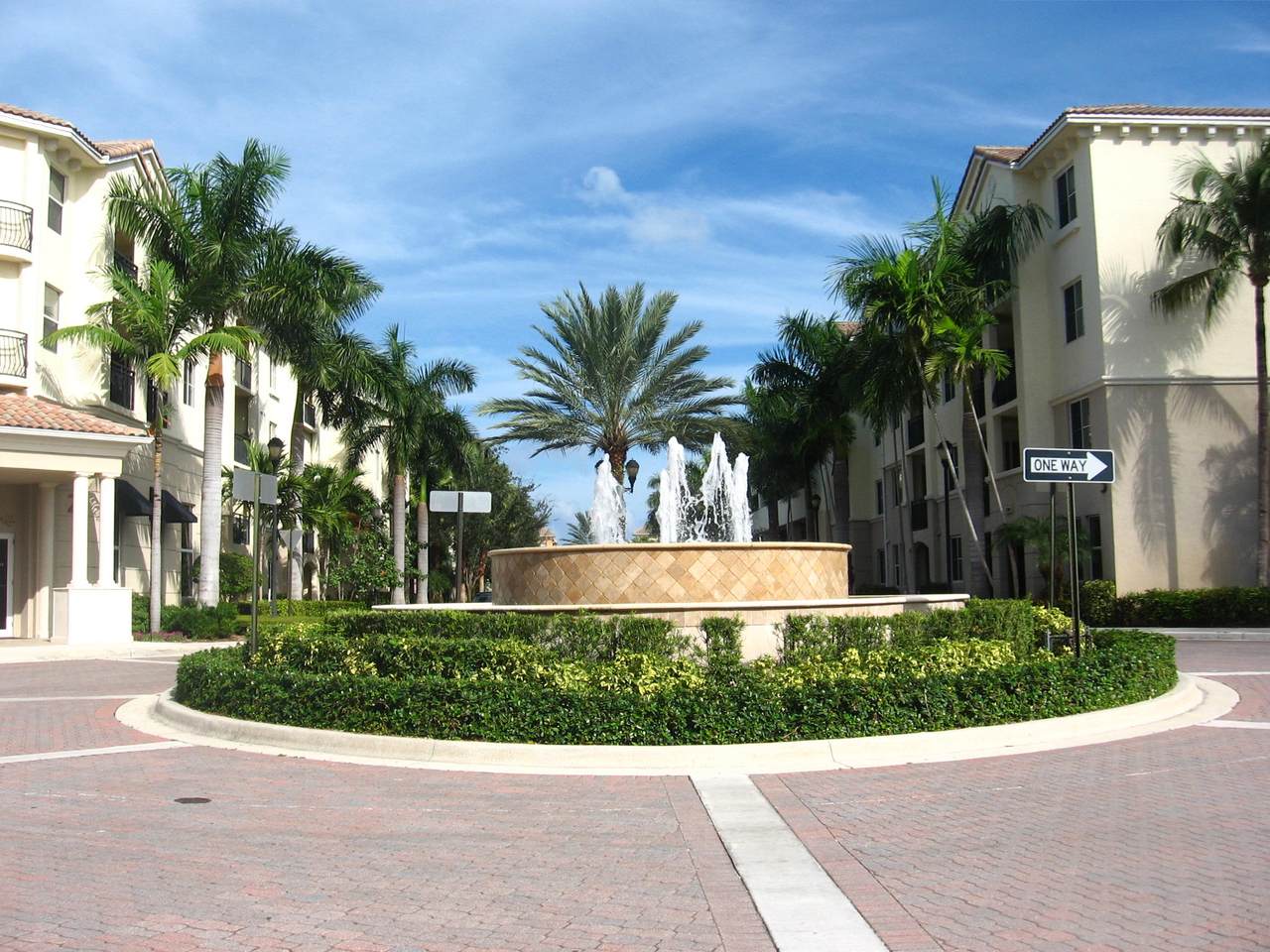 1 Renaissance Way - Photo 1