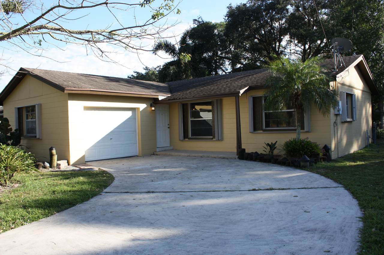 1007 Martinique Avenue - Photo 1