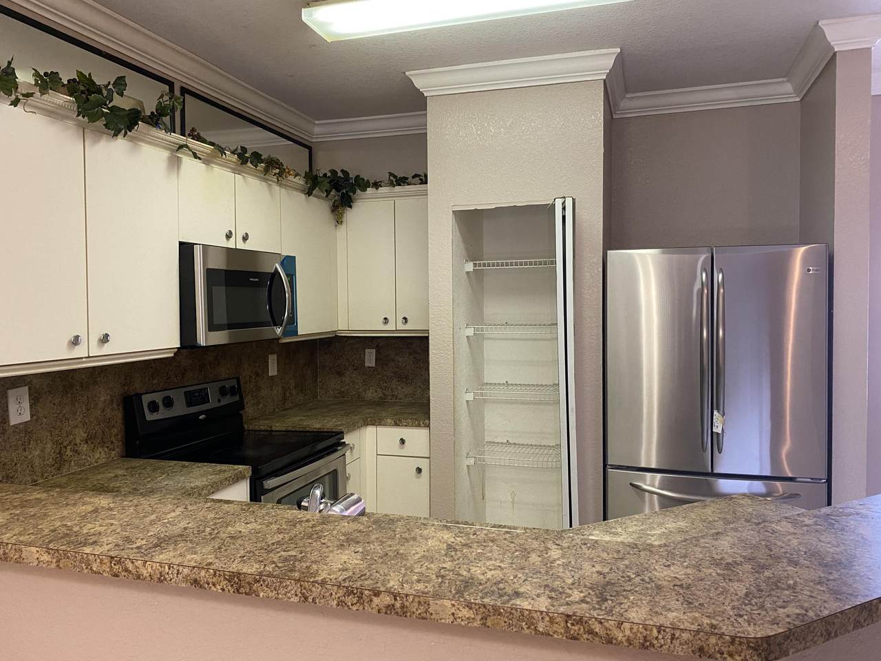 610 Princess Drive - Photo 1