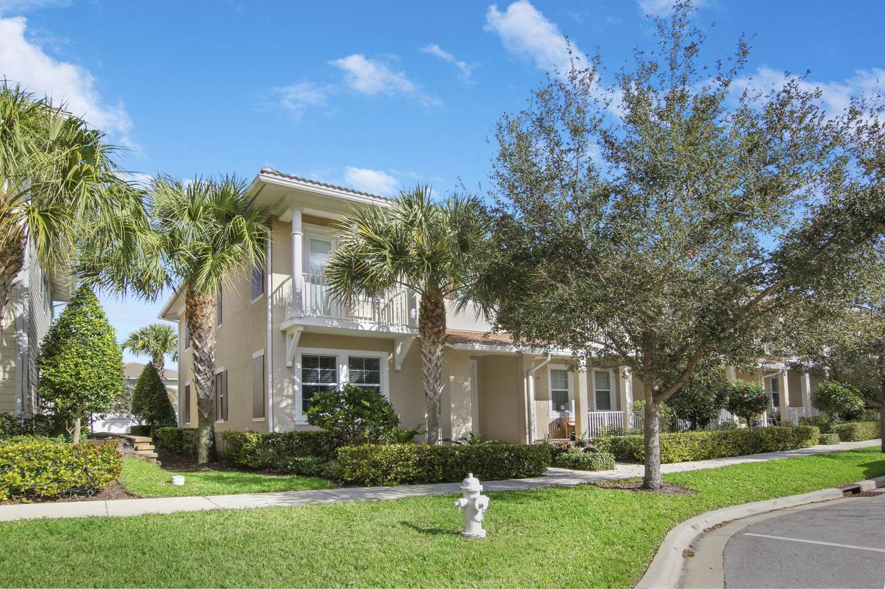1123 Community Drive - Photo 1