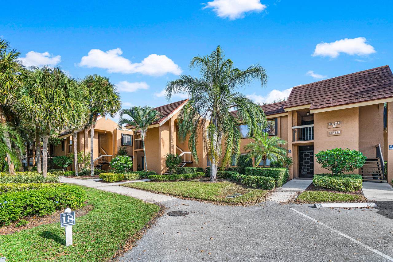 11230 Green Lake Drive - Photo 1
