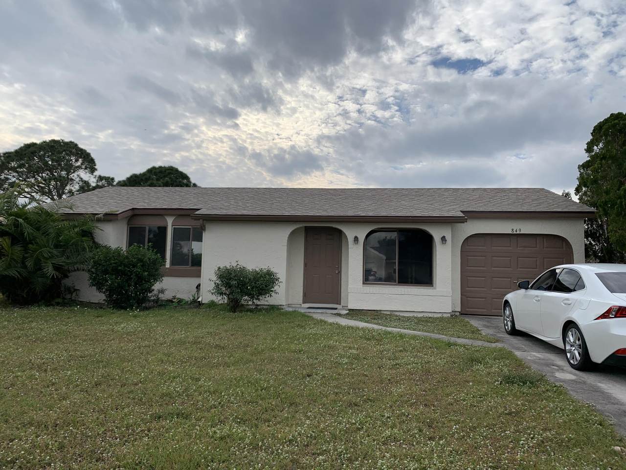 849 Belmont Circle - Photo 1