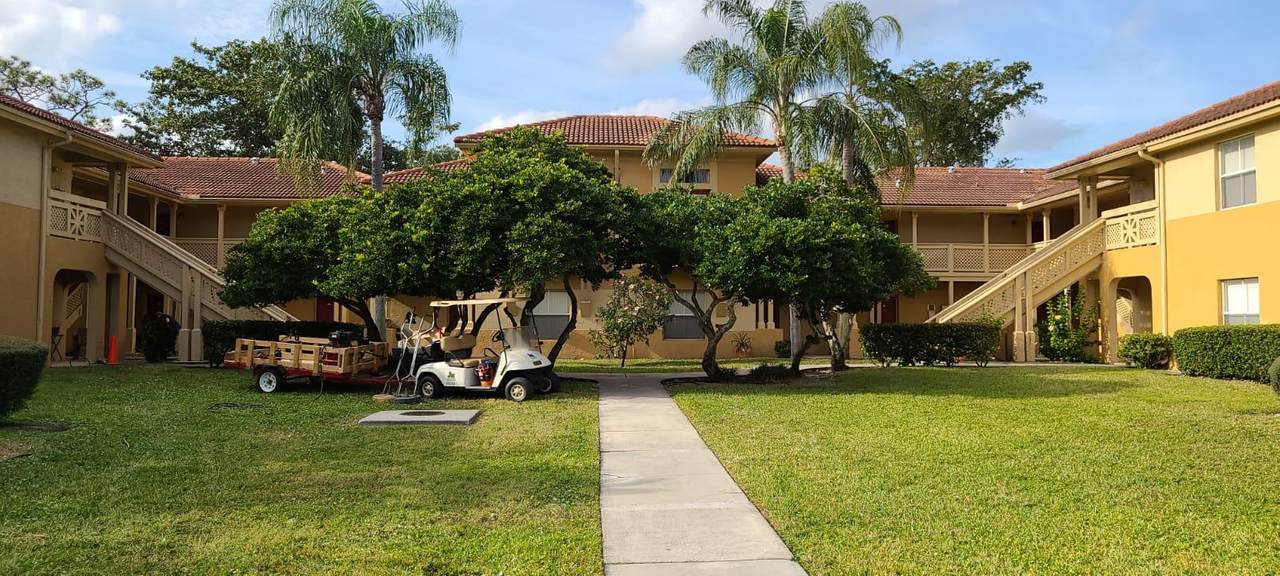 4799 Via Palm Lk 1605 Lake - Photo 1