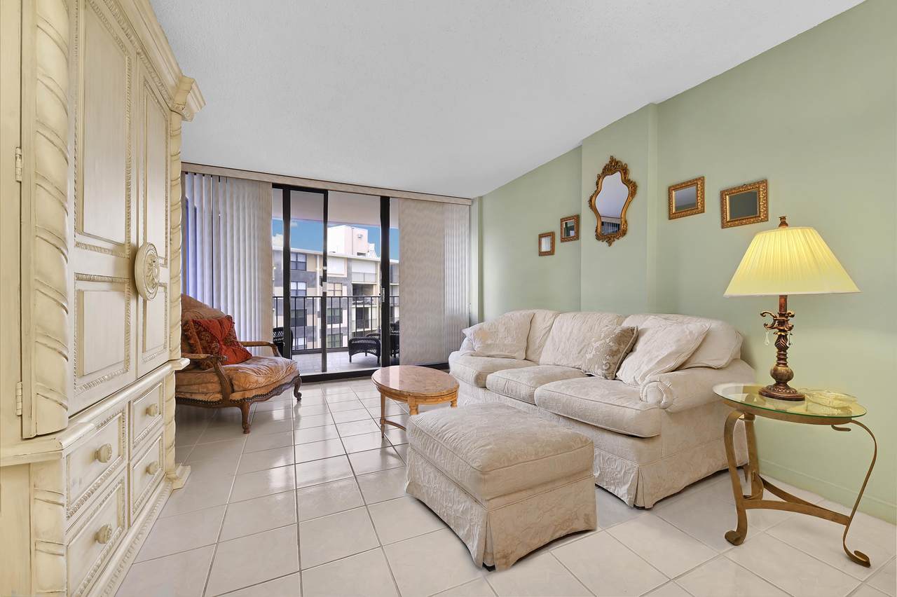 3545 Ocean Boulevard - Photo 1