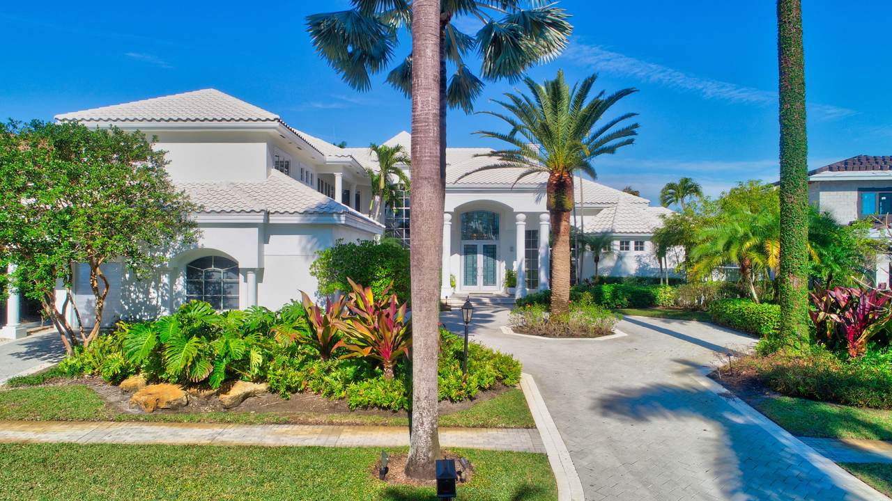 17975 Lake Estates Drive - Photo 1