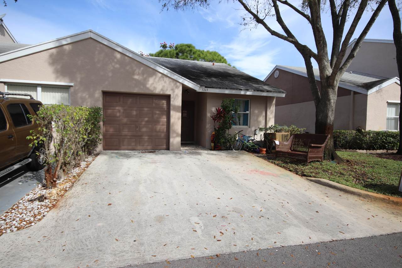 5169 Pine Abbey Drive - Photo 1