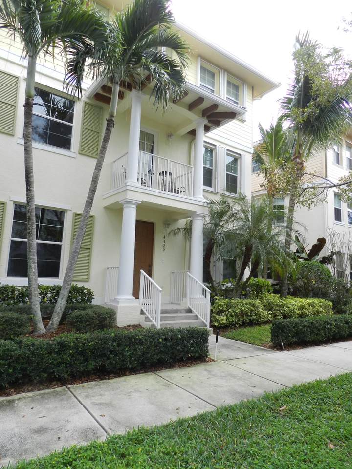 4320 Blowing Point Place - Photo 1
