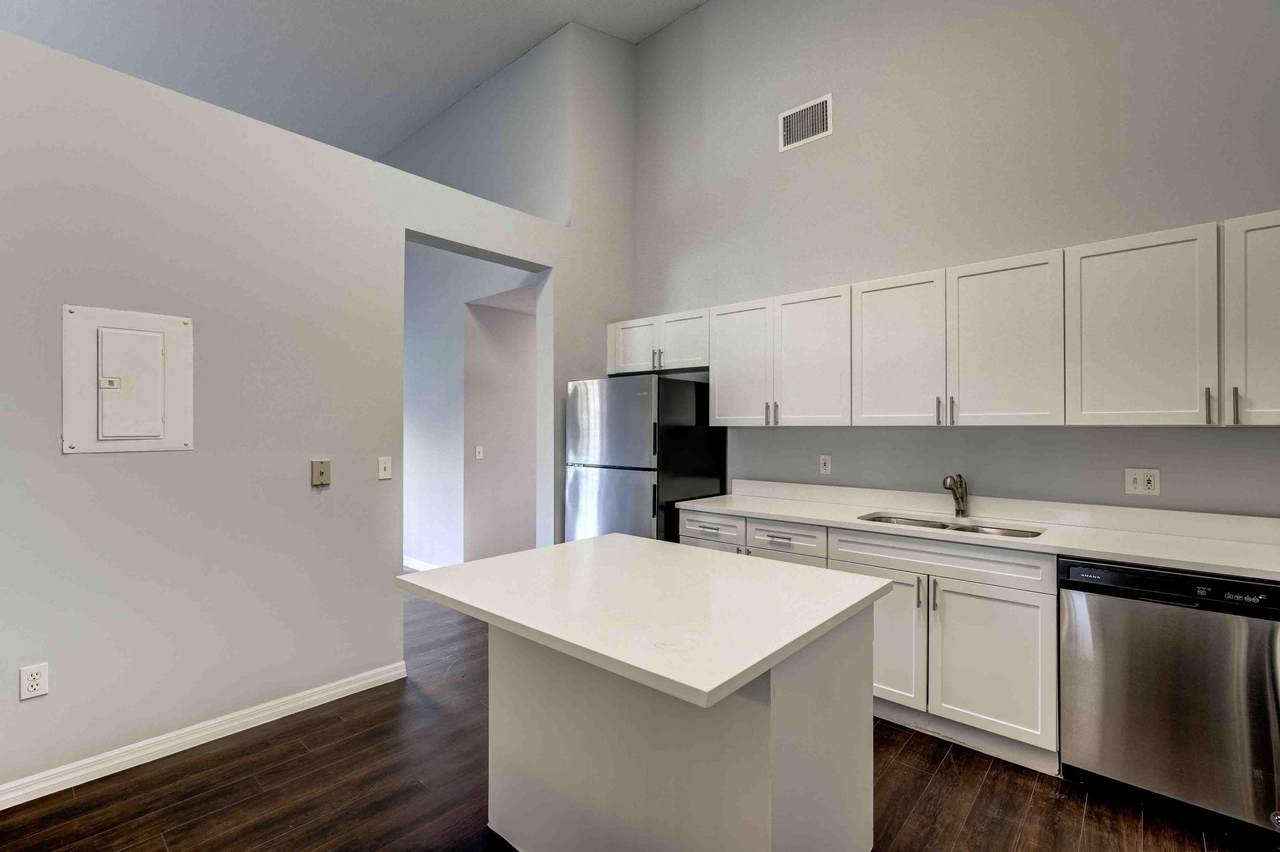 4685 Haverhill Road - Photo 1