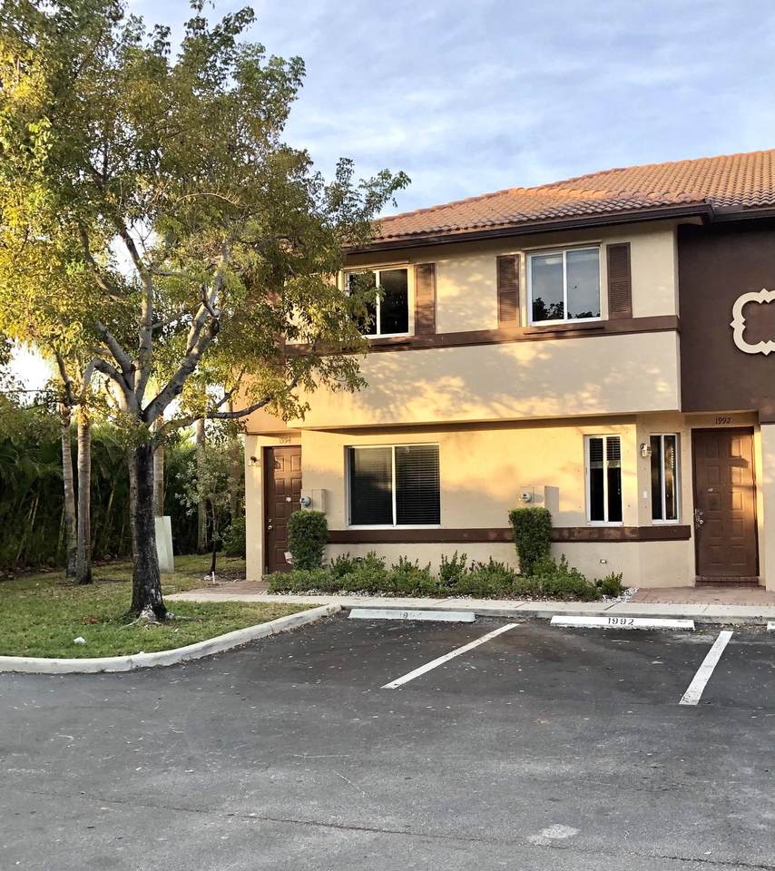 1992 Alamanda Way - Photo 1