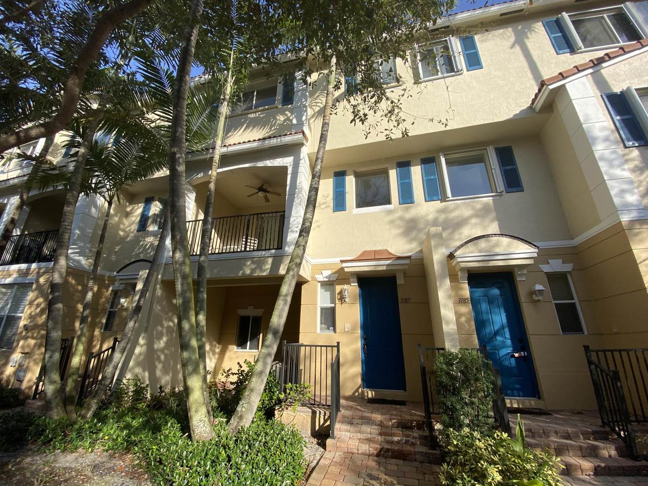 3187 Oasis Drive - Photo 1