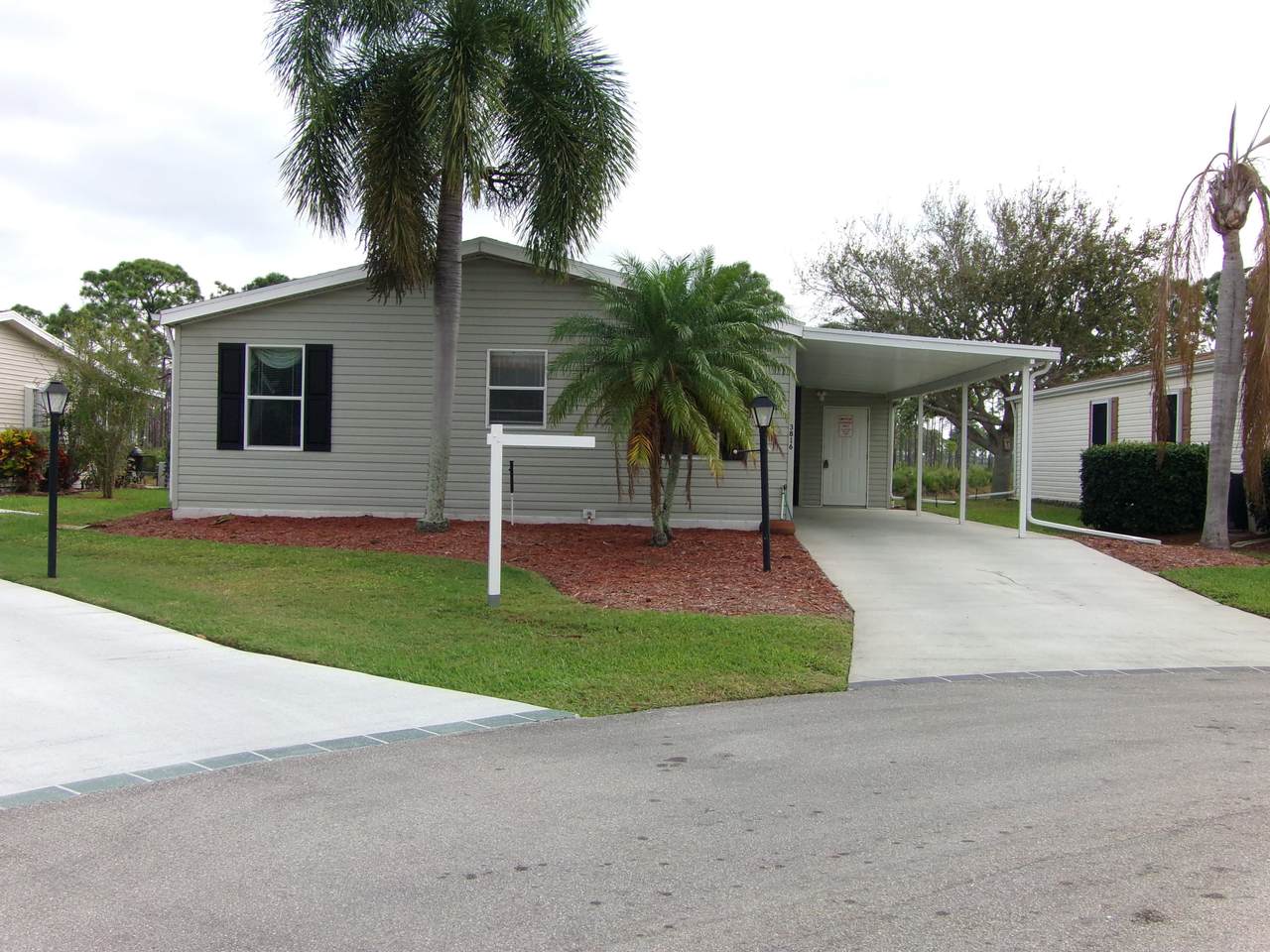 3816 Fetterbush Court - Photo 1